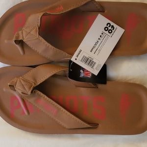 Mens Patriots flip flops
